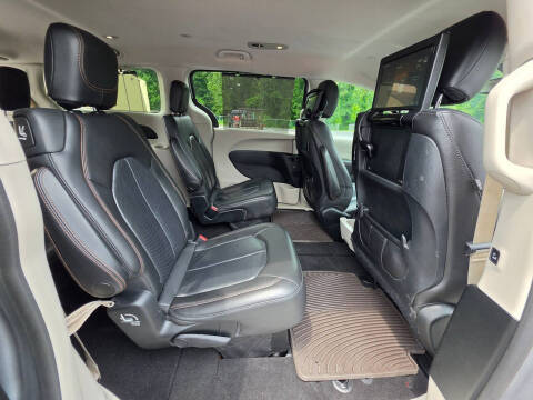 2018 Chrysler Pacifica Touring L Plus