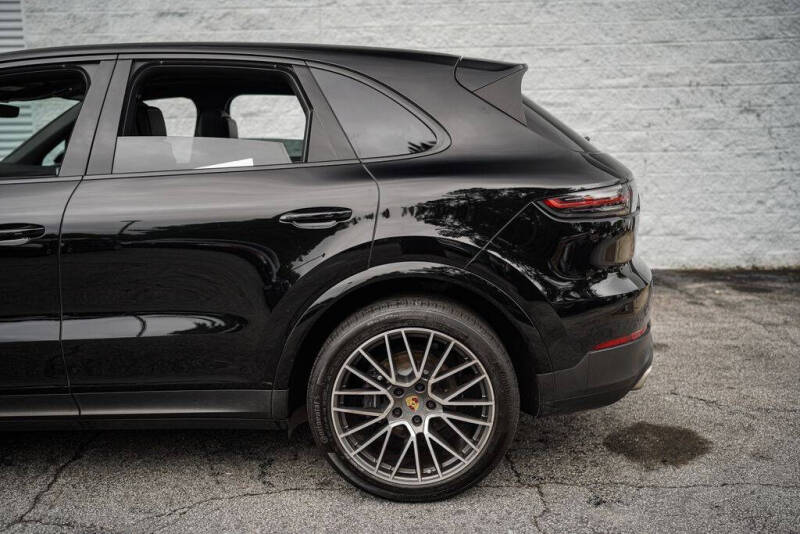 2023 Porsche Cayenne