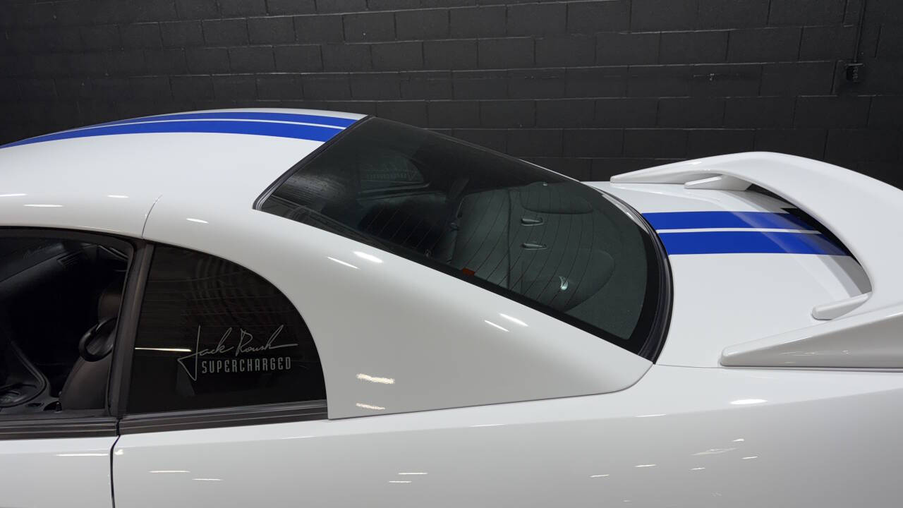 2003 Ford Mustang 23