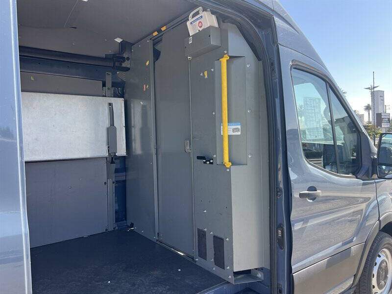 2020 Ford Transit 250