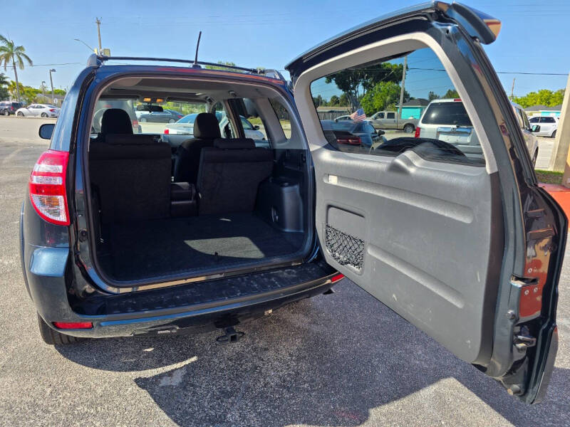 2011 Toyota RAV4 Sport