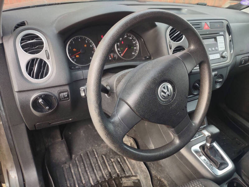 2009 Volkswagen Tiguan SE