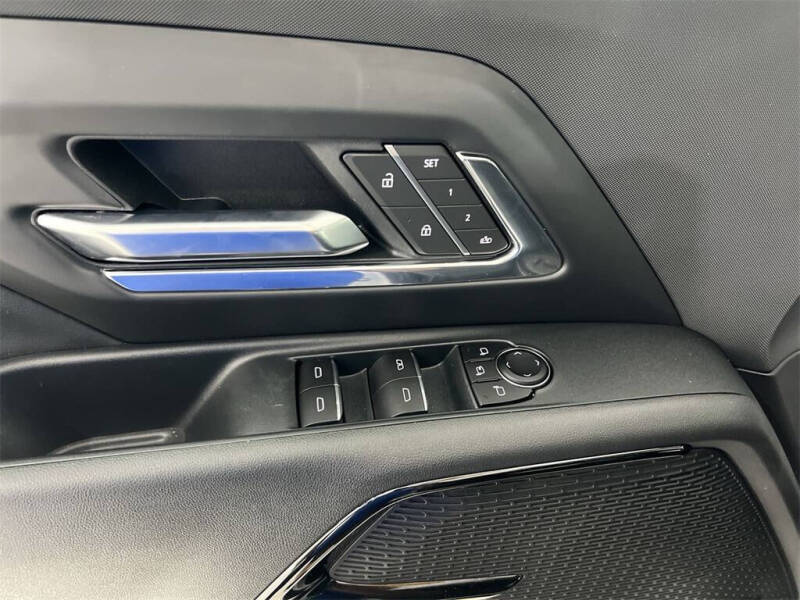 2025 Chevrolet Silverado EV LT