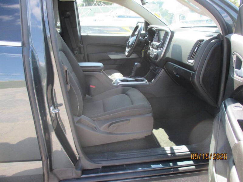 2017 Chevrolet Colorado LT