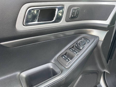 2014 Ford Explorer Sport