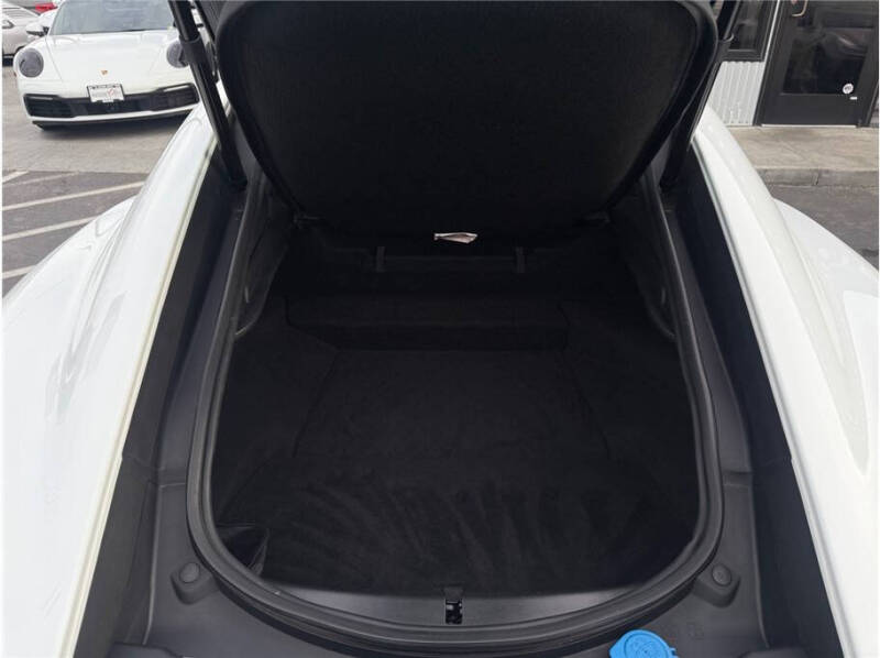 2020 Jaguar F-TYPE R