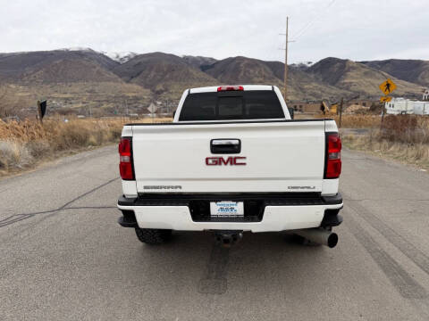 2015 GMC Sierra 2500HD Denali