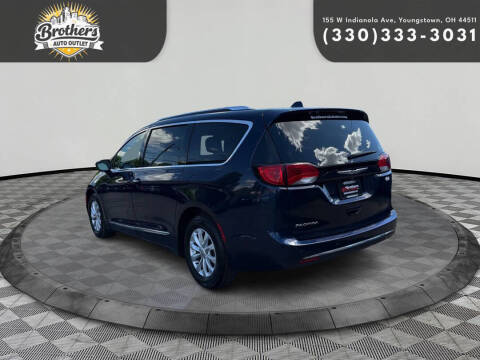 2019 Chrysler Pacifica Touring L