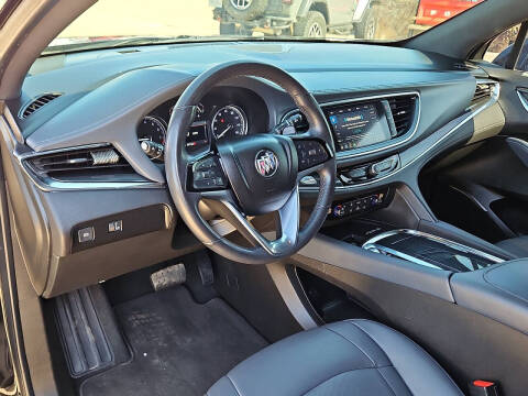 2023 Buick Enclave Essence