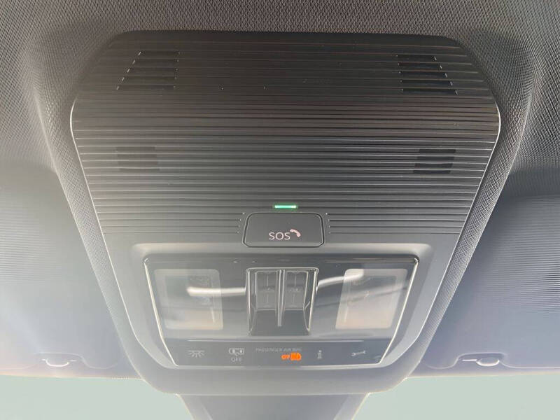 2024 Volkswagen Atlas Cross Sport SEL R-Line 4Motion