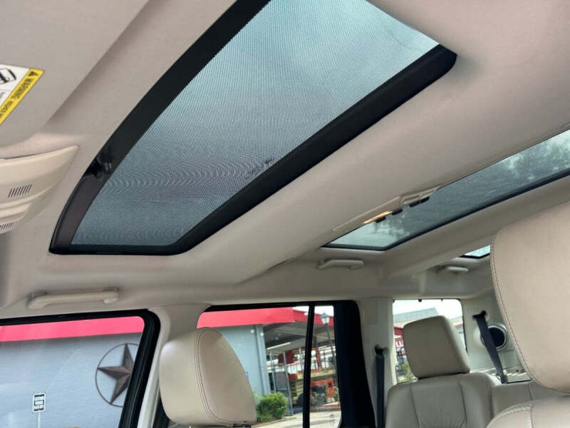 2016 Land Rover LR4 HSE LUX