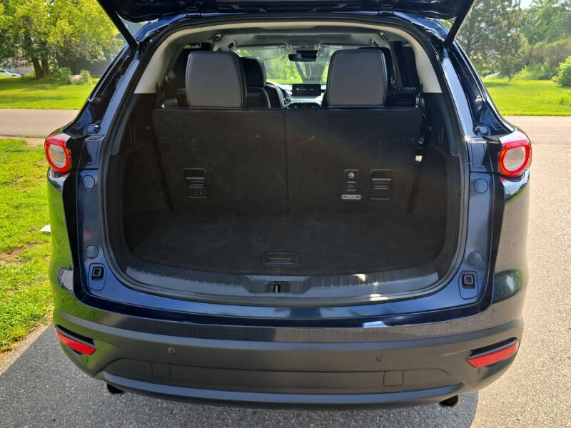 2022 Mazda CX-9 Touring Plus