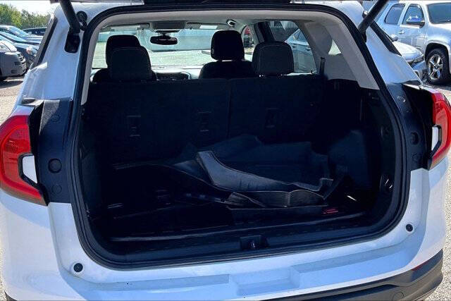 2022 GMC Terrain SLE