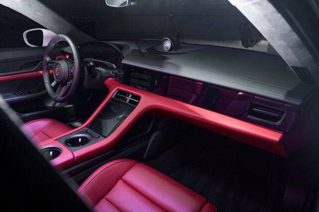 2021 Porsche Taycan Turbo