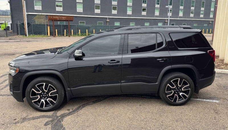 2021 GMC Acadia SLT