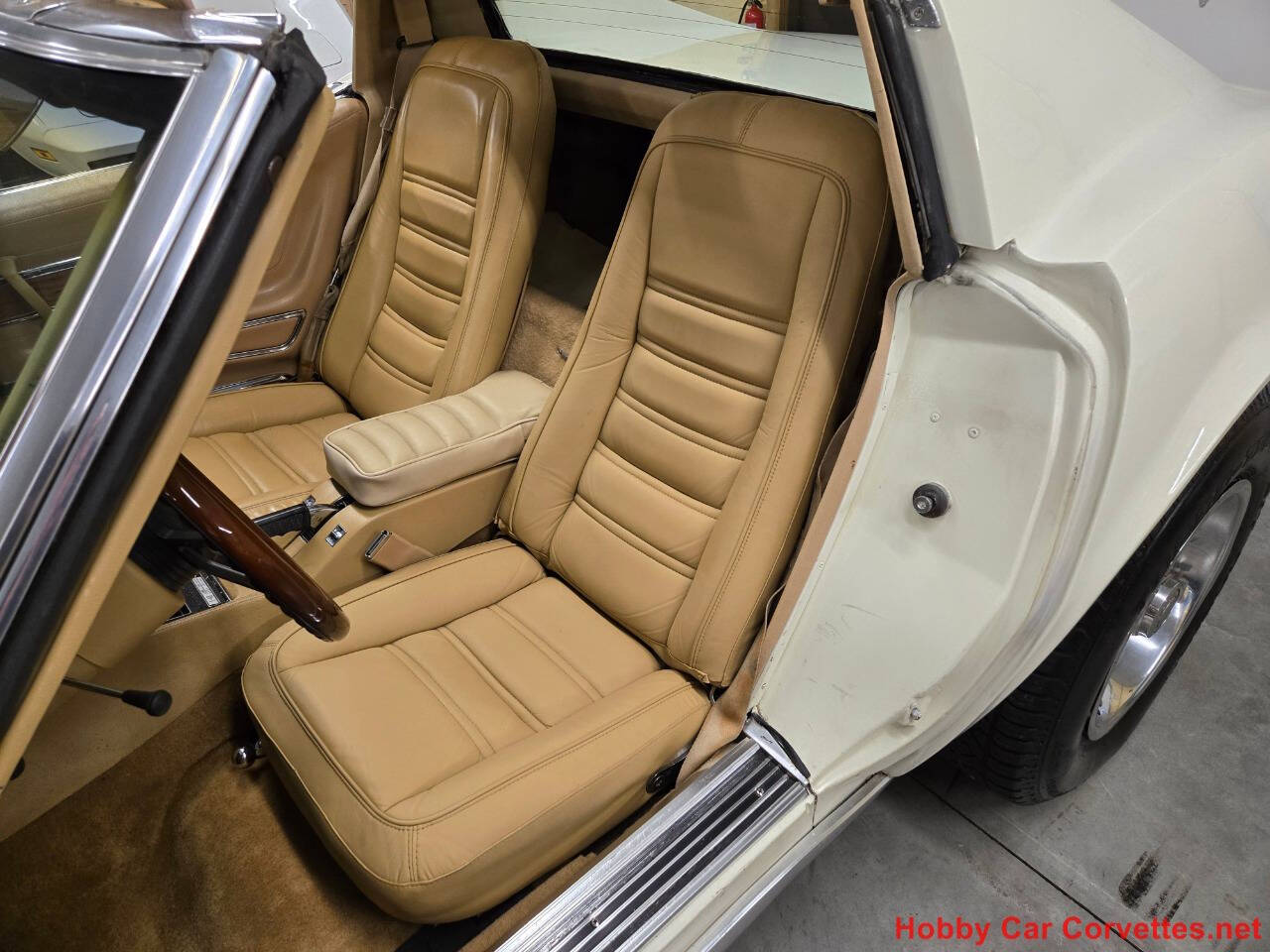 1976 Chevrolet Corvette 74