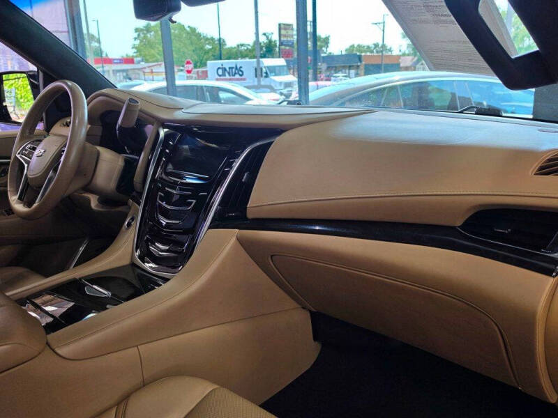 2019 Cadillac Escalade ESV Platinum