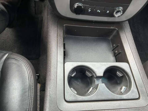 2011 GMC Yukon XL SLT