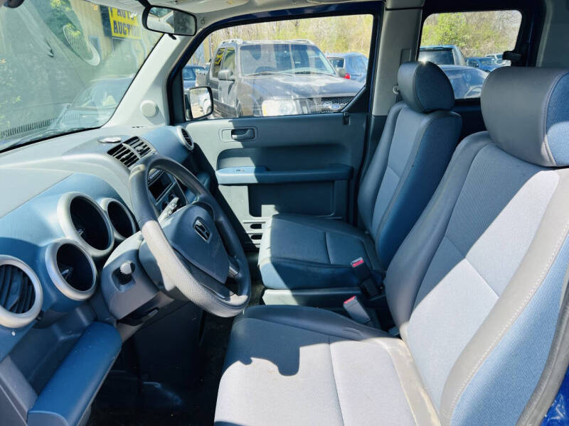 2004 Honda Element LX
