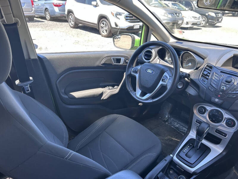 2015 Ford Fiesta SE