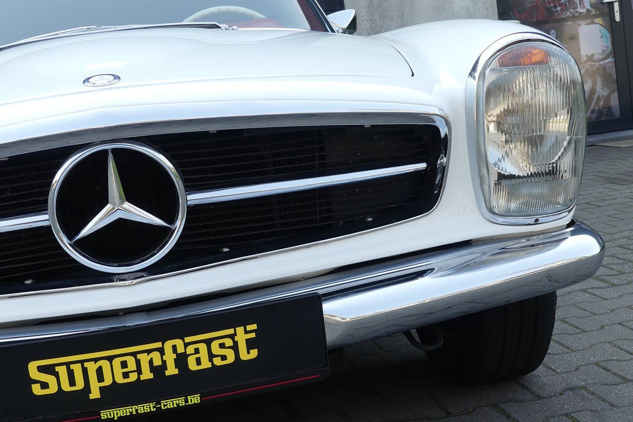 1968 Mercedes-Benz 280SL for sale at Flemingstoke in Costa Mesa, CA