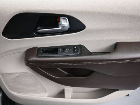 2021 Chrysler Pacifica Hybrid Touring L