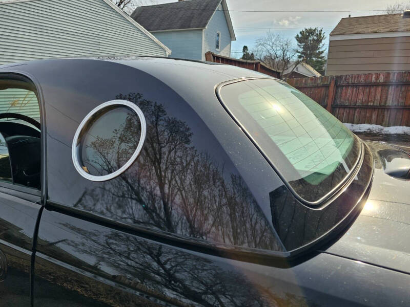 2005 Ford Thunderbird Deluxe