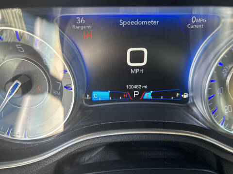 2016 Chrysler 300 C