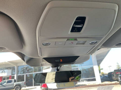 2026 Nissan LEAF Platinum+