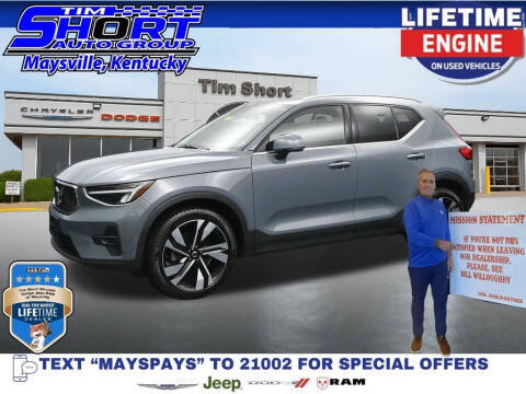 2023 Volvo XC40 B5 Plus Bright Theme