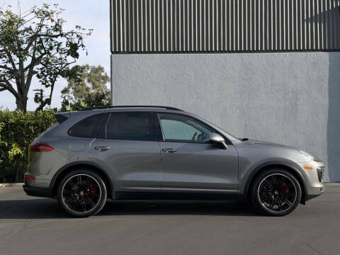 2017 Porsche Cayenne Turbo