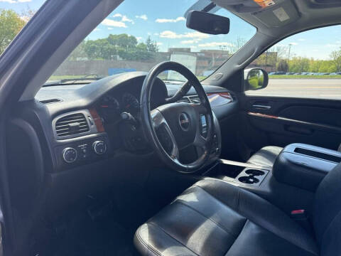 2011 GMC Yukon XL SLT