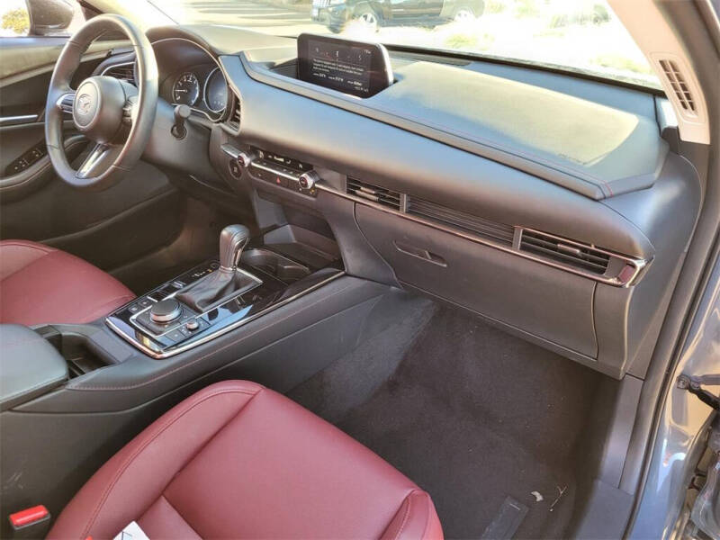 2025 Mazda CX-30 2.5 S Carbon Edition