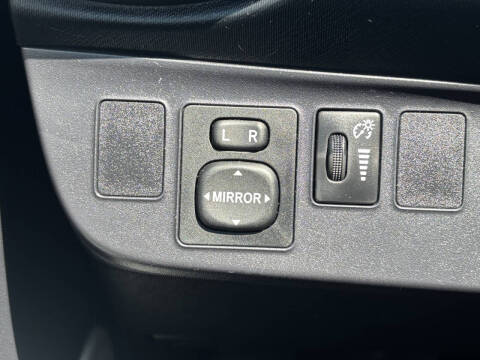 2013 Toyota Prius c Two