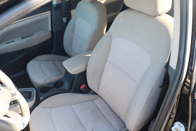 2019 Hyundai Elantra