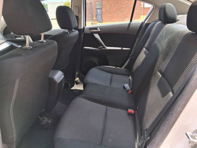 2013 Mazda MAZDA3 i SV
