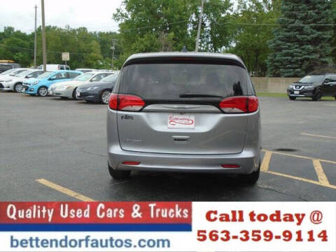 2021 Chrysler Voyager L