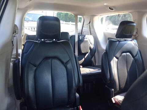 2020 Chrysler Pacifica Touring L