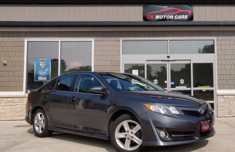 2013 Toyota Camry for sale at CK MOTOR CARS in Elgin IL