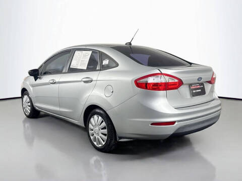 2015 Ford Fiesta S