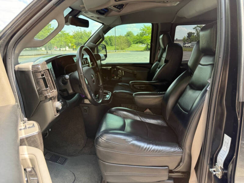 2020 GMC Savana 2500
