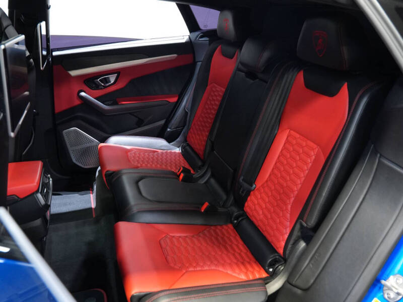2019 Lamborghini Urus