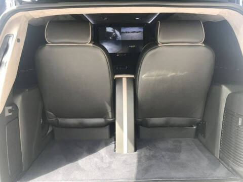2011 Cadillac Escalade ESV Platinum Edition