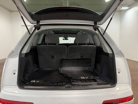 2023 Audi Q7 quattro Premium Plus 45 TFSI