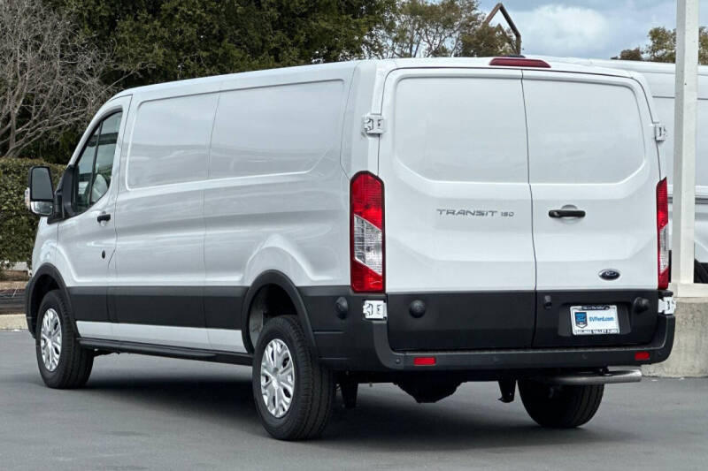 2025 Ford Transit