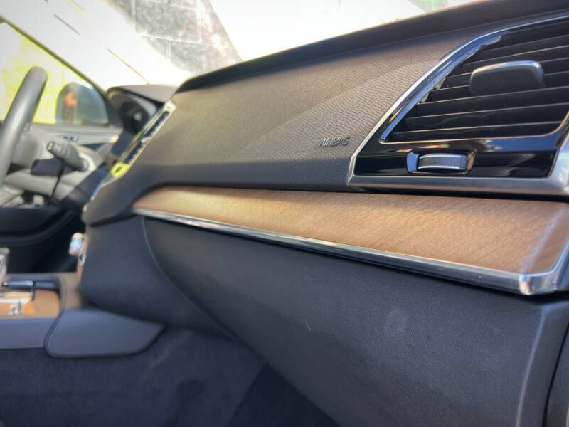 2024 Volvo XC90 B6 Plus Bright Theme 6P