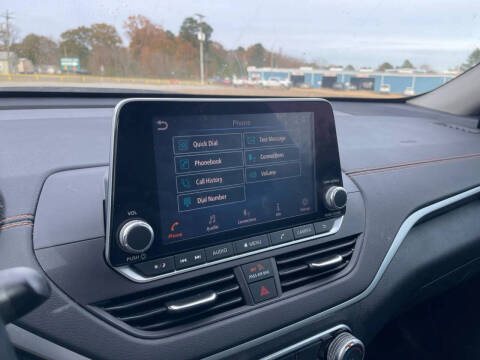 2021 Nissan Altima 2.5 SR