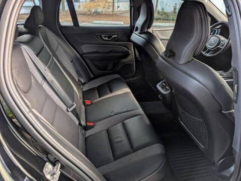 2020 Volvo V60 T5 R-Design