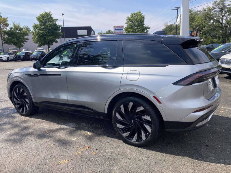 2024 Lincoln Nautilus Reserve