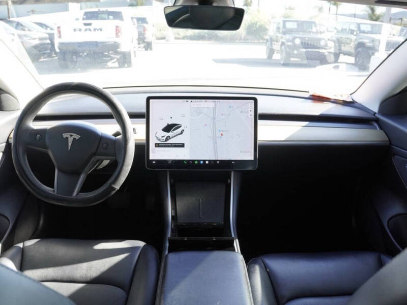 2020 Tesla Model 3 Standard Range Plus